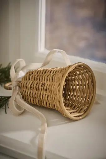 Campana Pequeña Rattan